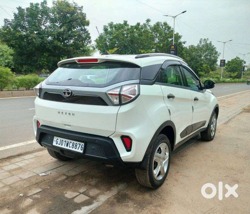 Tata Nexon 1.2 Revotron Xm Plus (s), 2021, Petrol