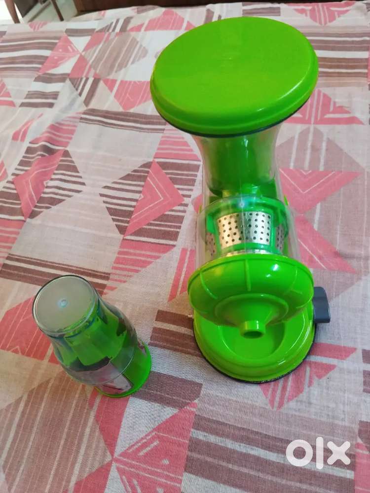 Hand Juicer