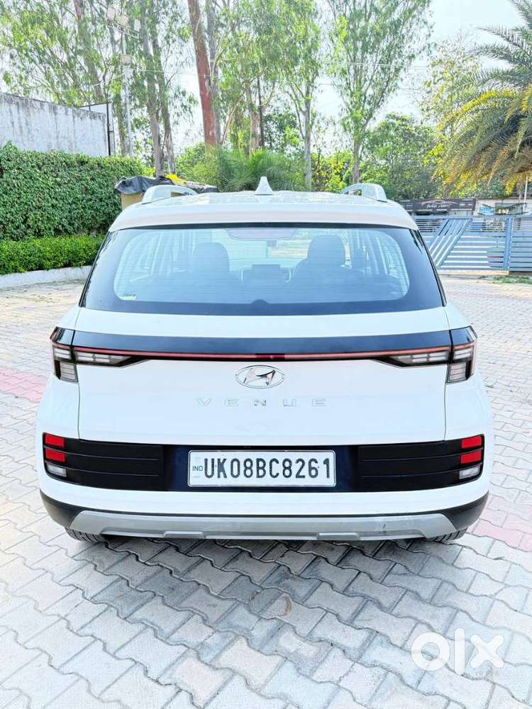 Hyundai Venue 1.2 S (o), 2023, Petrol