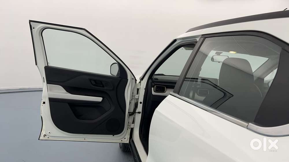 Tata Punch 1.2 Revotron Accomplished Dazzle Pack Mt, 2023, Petrol