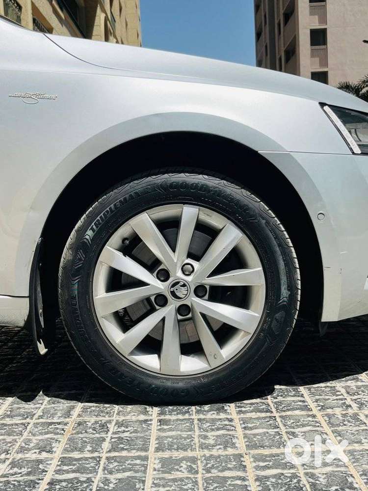 Skoda Octavia 1.8 Tsi At L K, 2018, Petrol