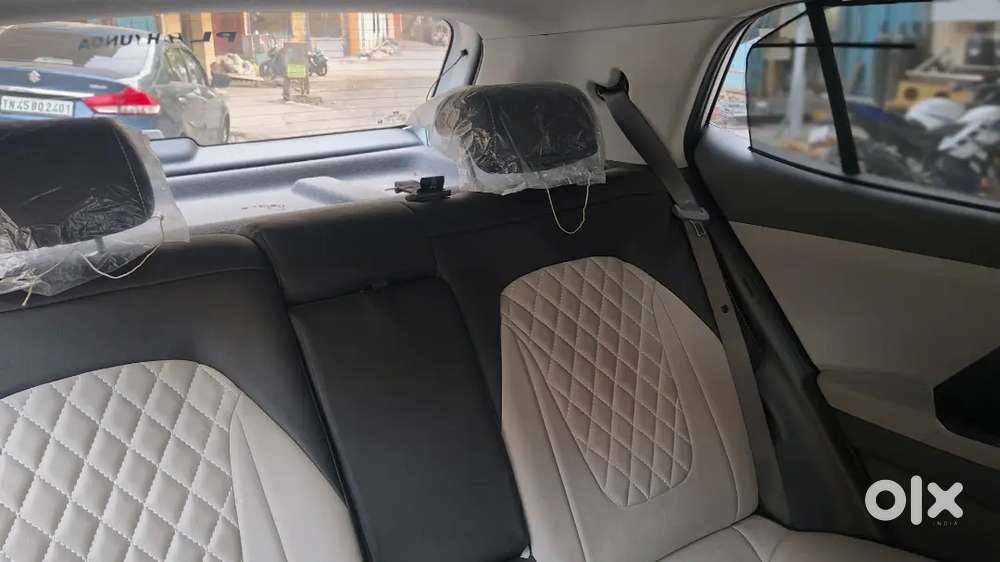 2024 Creta Sx Tech Ivt Auto  16,735 Km  Top Model  Excellent Condi