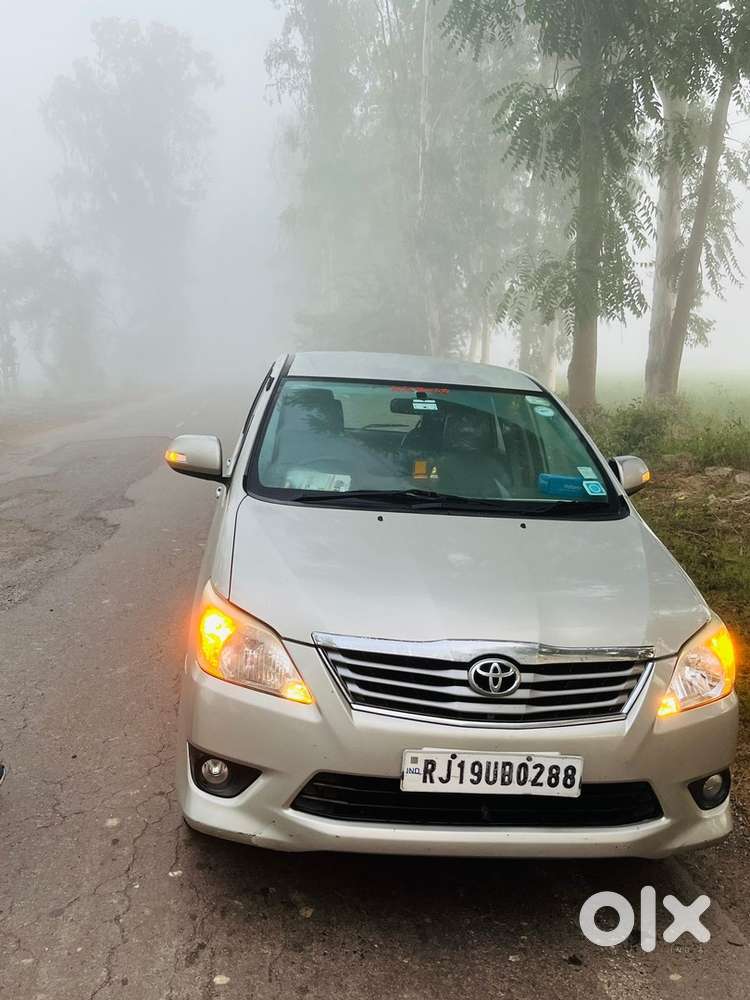 Toyota Innova Diesel 2012