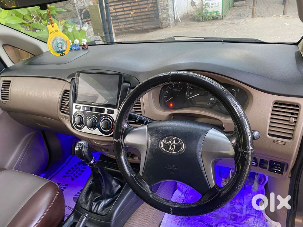Toyota Innova 2.5 G (diesel) 8 Seater, 2015, Diesel