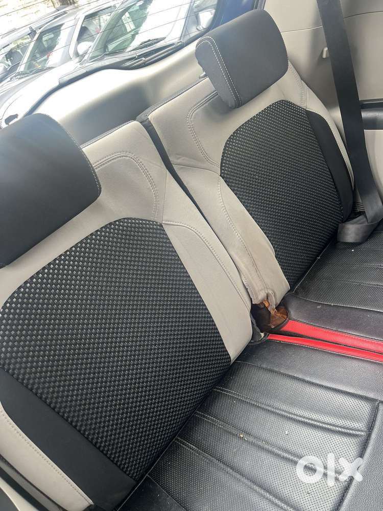 Renault Triber Rxz, 2020, Petrol