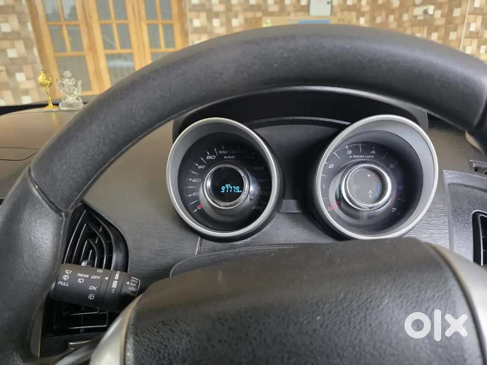 Mahindra Xuv500 Diesel W6 2018