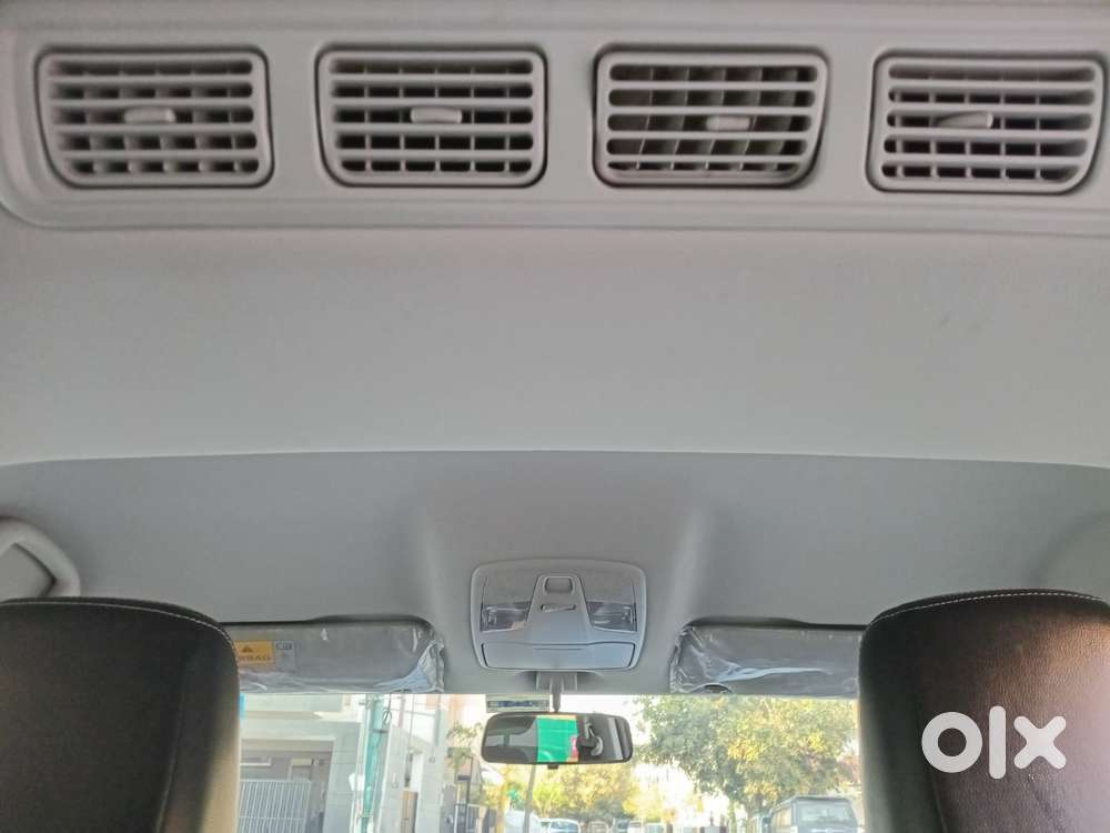 Maruti Suzuki Xl6 1.5 Zeta At, 2022, Petrol