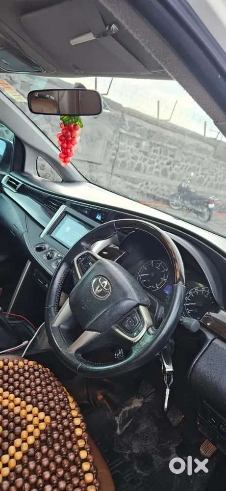 Toyota Innova Crysta 2018