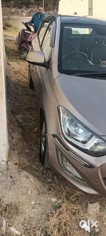 Hyundai I20 Sportz Manual Neat Condition Car For Urgent Sale