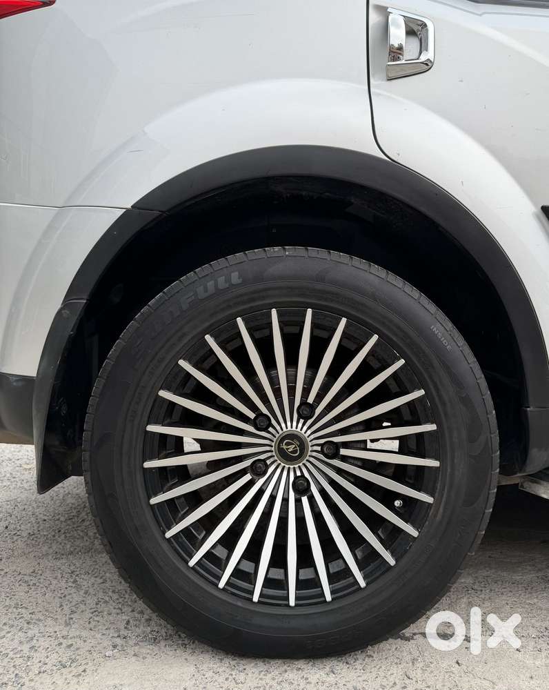 Mahindra Xuv500 W7, 2021, Diesel
