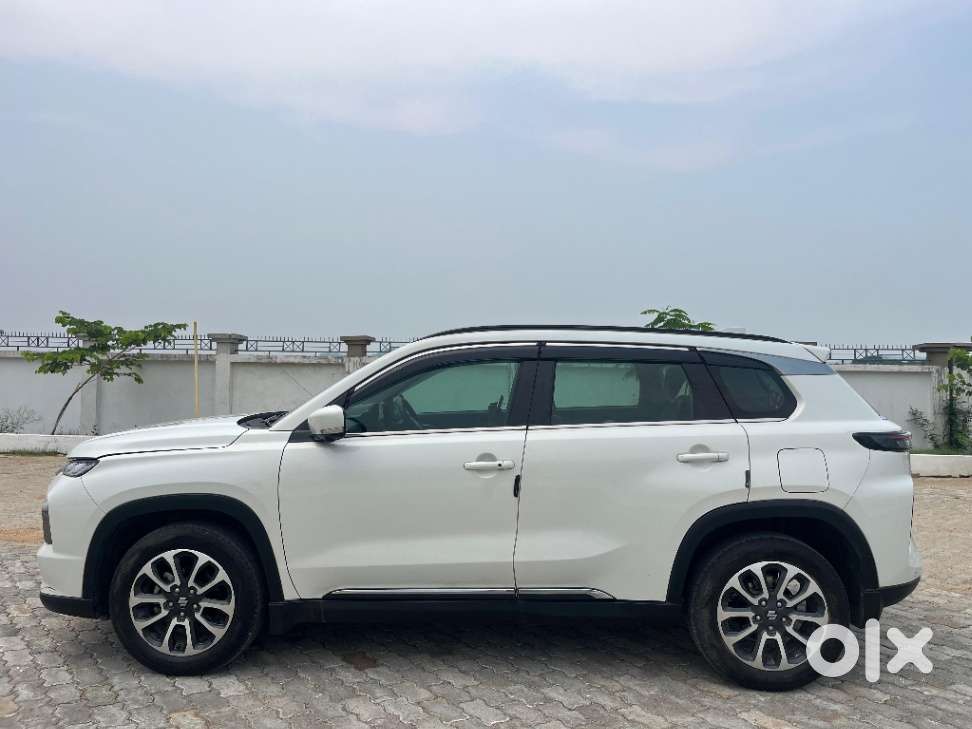 Maruti Suzuki Grand Vitara Smart Hybrid Alpha, 2024, Petrol