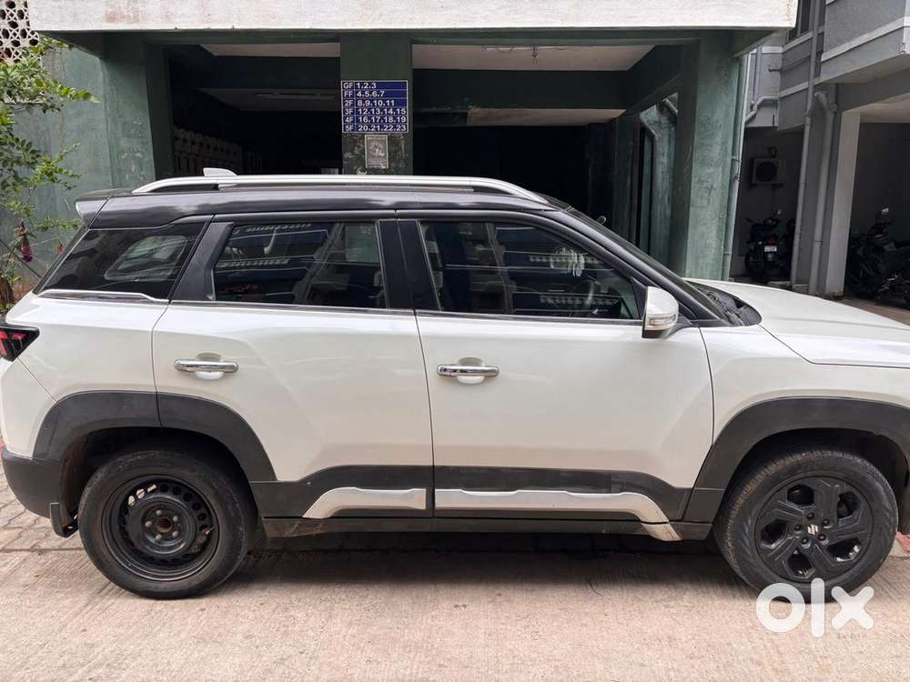 Maruti Brezza 2022 Petrol Car