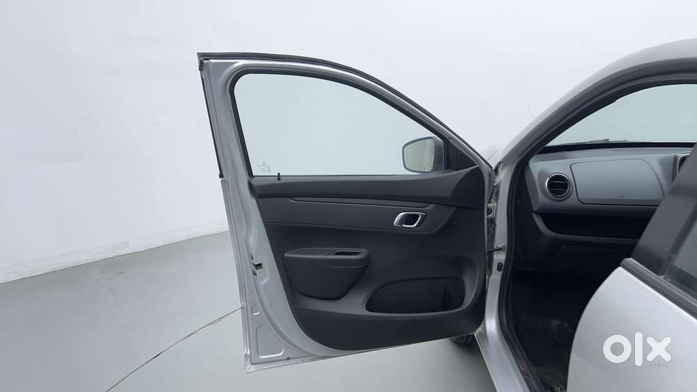 Renault Kwid 2019-ongoing 1.0 Rxt (o), 2019, Petrol