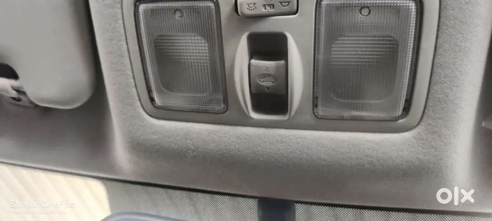 Hyundai Venue Petrol Manual 2024
