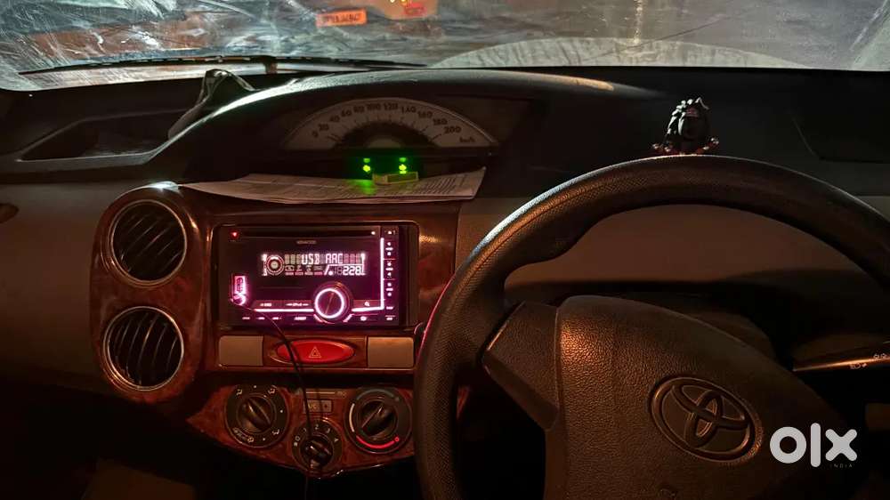 Toyota Etios 1.5 G 2011 Petrol Manual