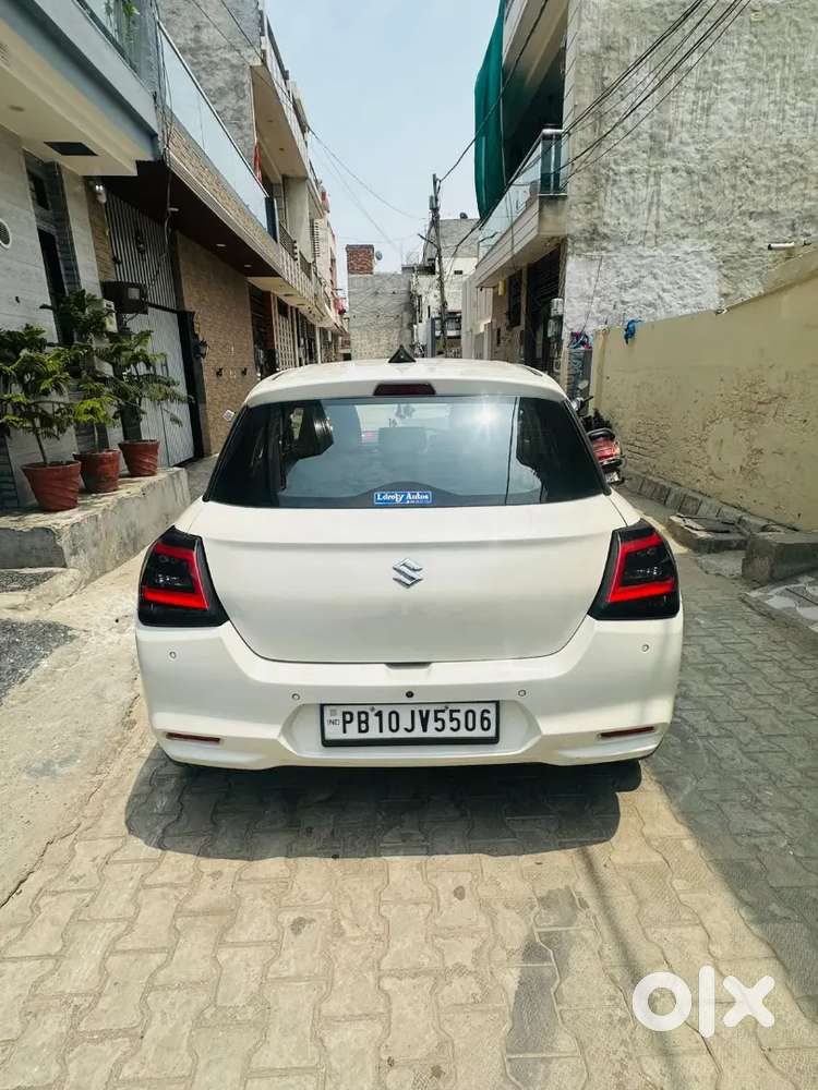 Maruti Suzuki Swift 2024 Petrol 21000 Km Driven