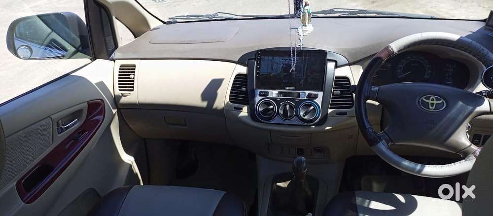 Toyota Innova 2.5 V 7 Str, 2006, Diesel