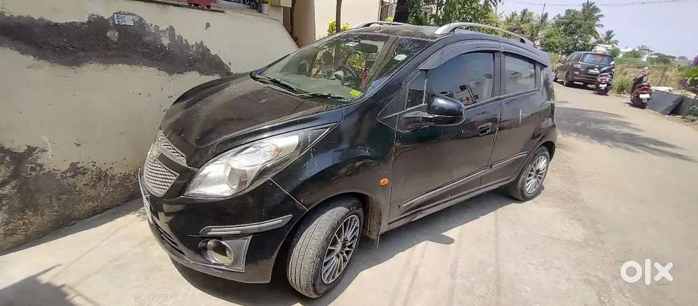 Urgent Sell Car Superb Chevrolet Beat 2011 Petrol 180000 Km Driven