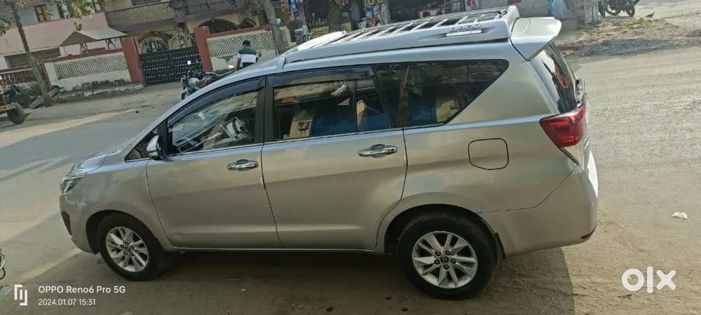 Toyota Innova Crysta 2016