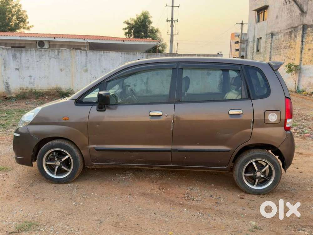 Maruti Suzuki Estilo Vxi Bs-iv, 2011, Petrol