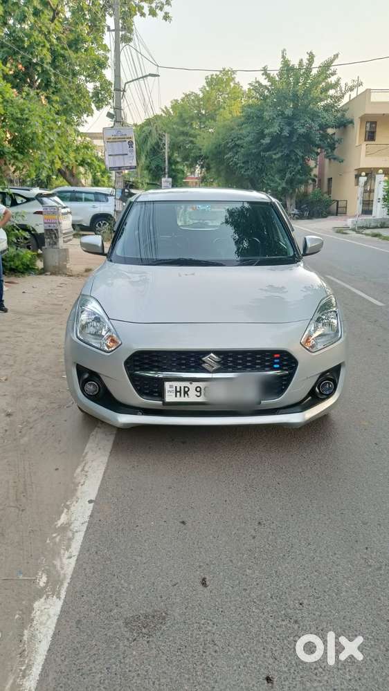Maruti Suzuki Swift Vxi + Manual, 2023, Petrol