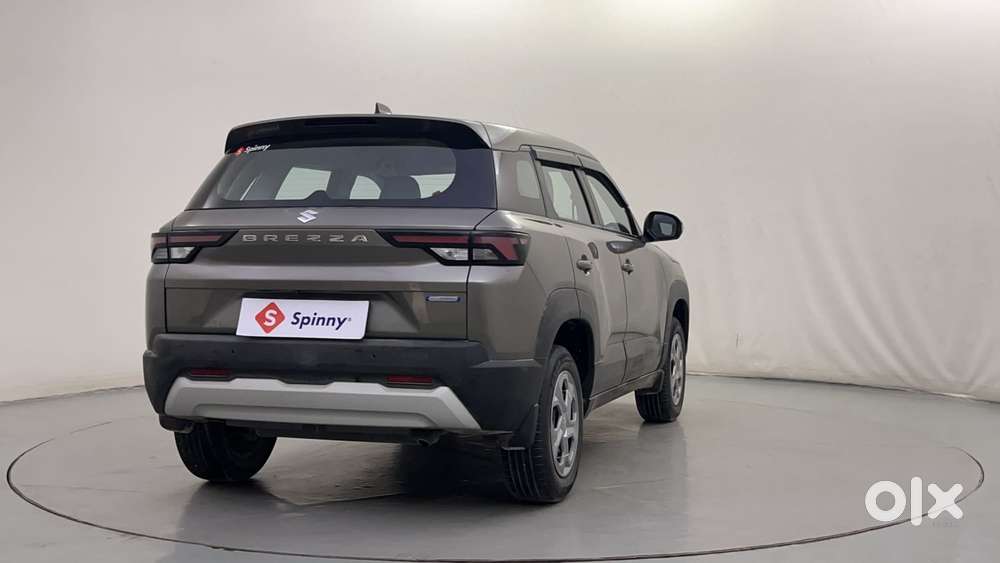 Maruti Suzuki Brezza Vxi At, 2023, Petrol