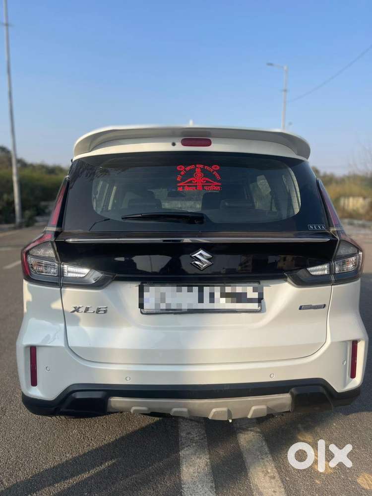 Maruti Suzuki Xl6 1.5 Alpha At, 2022, Petrol