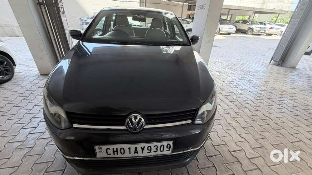 Volkswagen Polo 2016 Petrol 120000 Km Driven