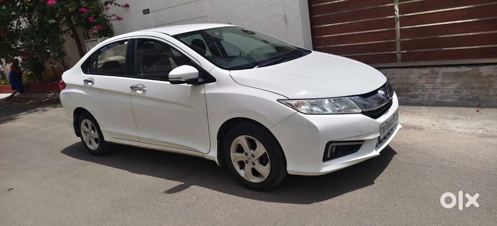 Honda City 1.5 V 4th Gen I-vtec Mt, 2016, Petrol