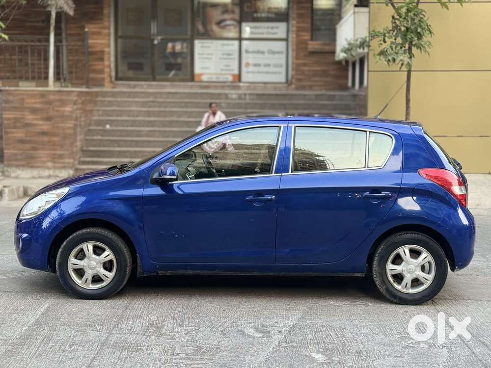 Hyundai I20 Asta 1.2 O With Sunroof, 2011, Petrol