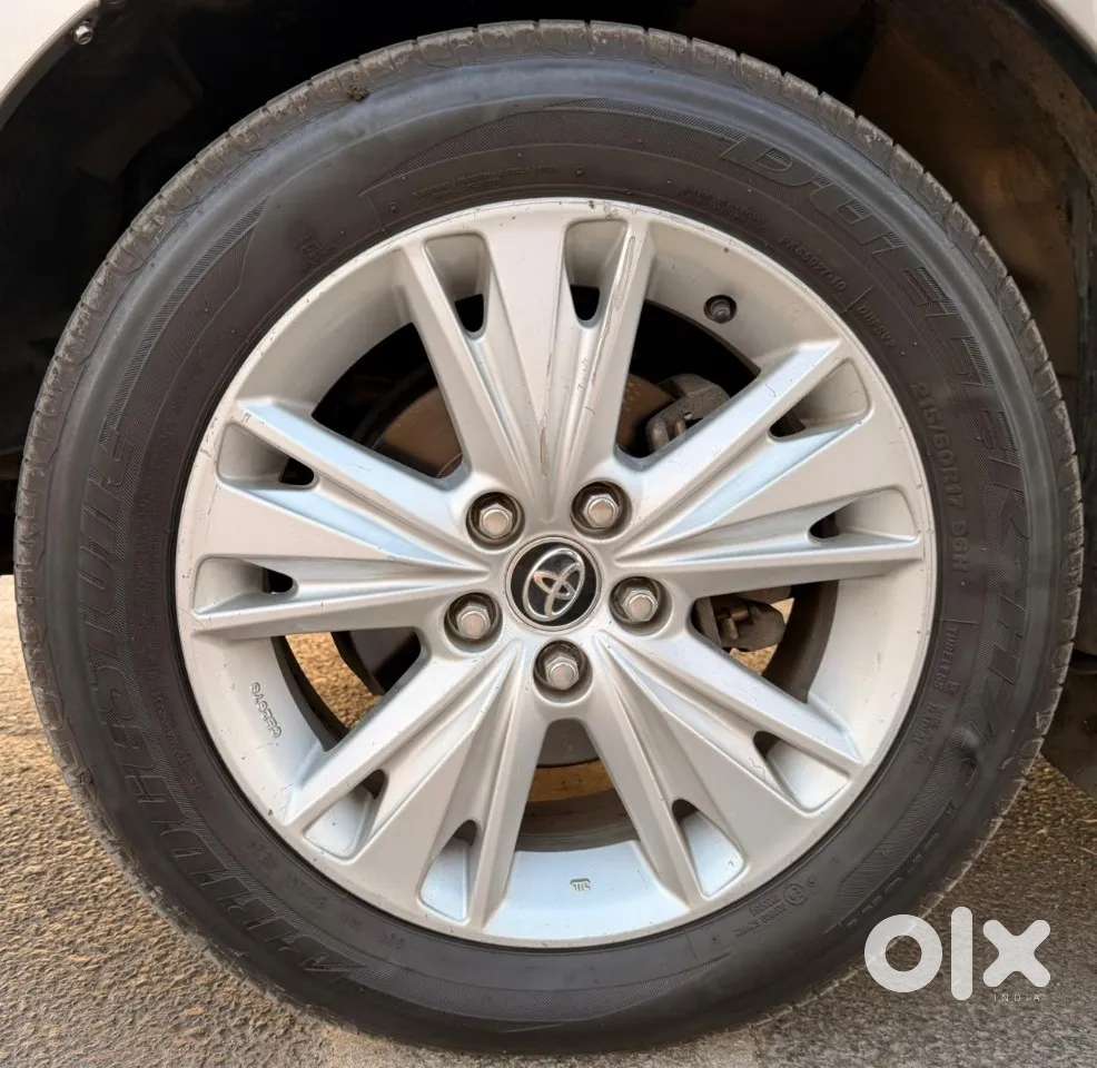 Toyota Innova Crysta 2.8 Zx At 7 Seater, 2019, Diesel