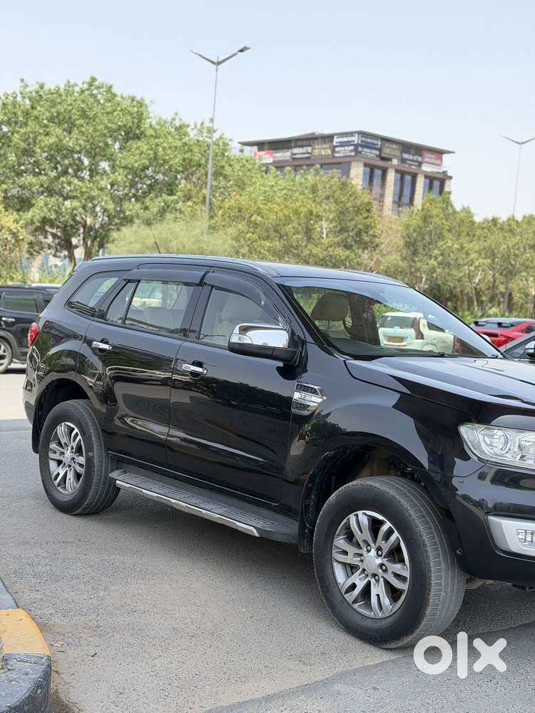 Ford Endeavour 3.2 Titanium Plus 4x4 At, 2017, Diesel