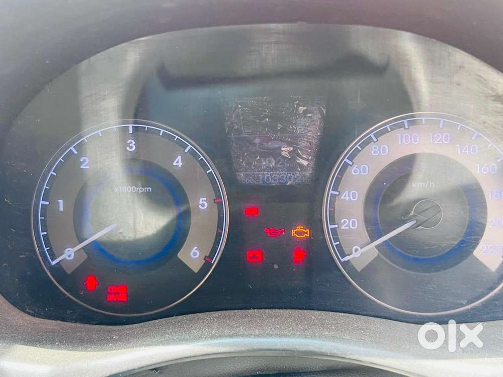 Hyundai 2012 Diesel Manual Year