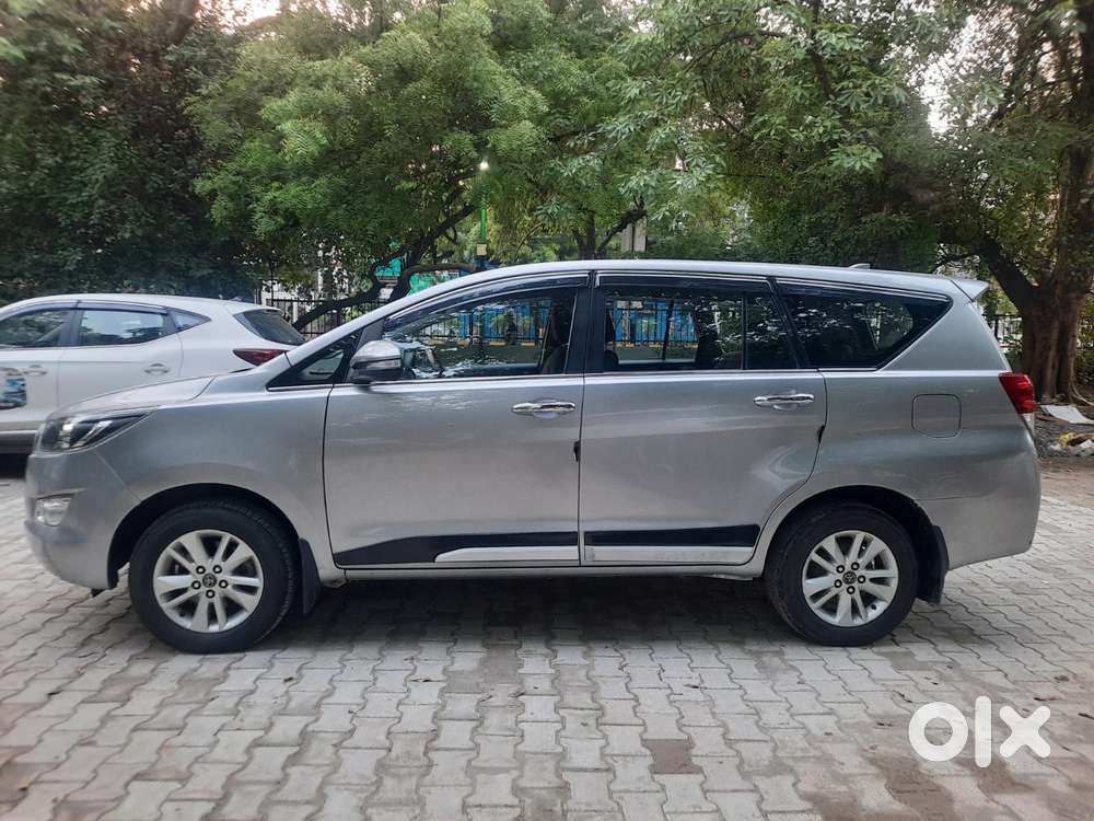 Toyota Innova Crysta 2.8 Gx At, 2017, Diesel