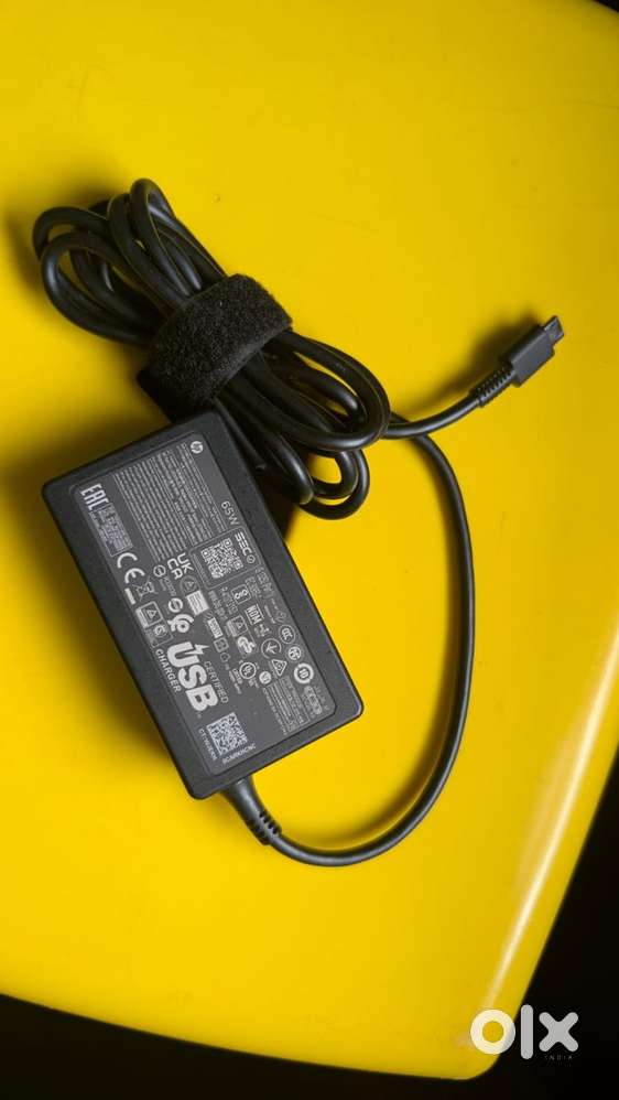 HP 65 watts C type charger