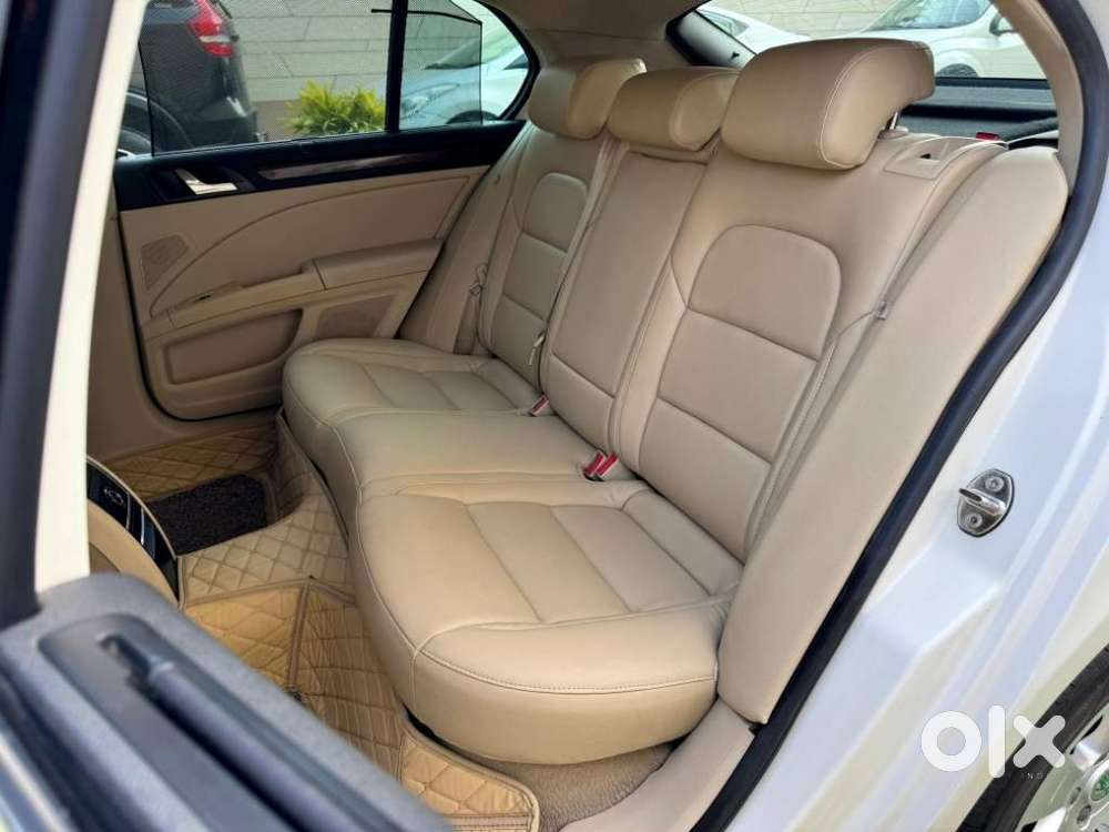 Skoda Superb 1.8 Elegance Tsi At, 2011, Petrol