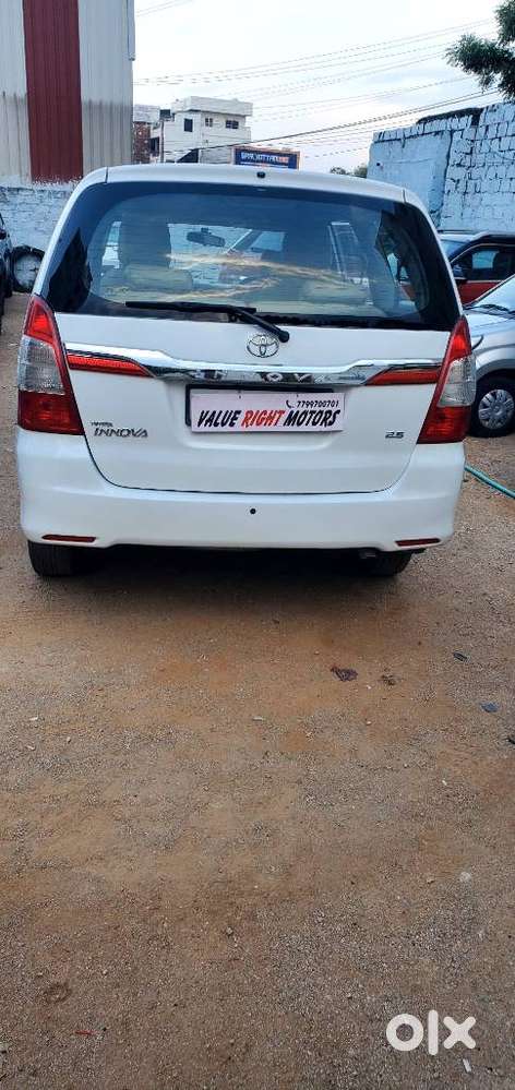 Toyota Innova 2004-2011 2.5 G4 Diesel 7-seater, 2010, Diesel