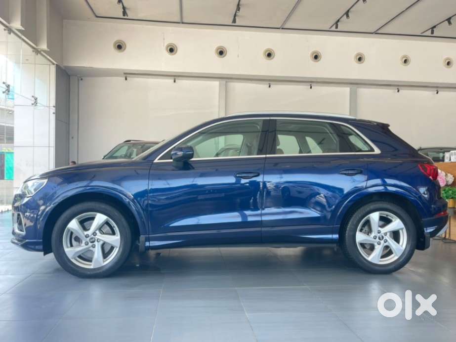 Audi Q3 40 Tfsi Premium Plus, 2023, Petrol