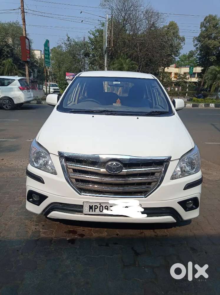 Toyota Innova 2012 Diesel Well Maintained