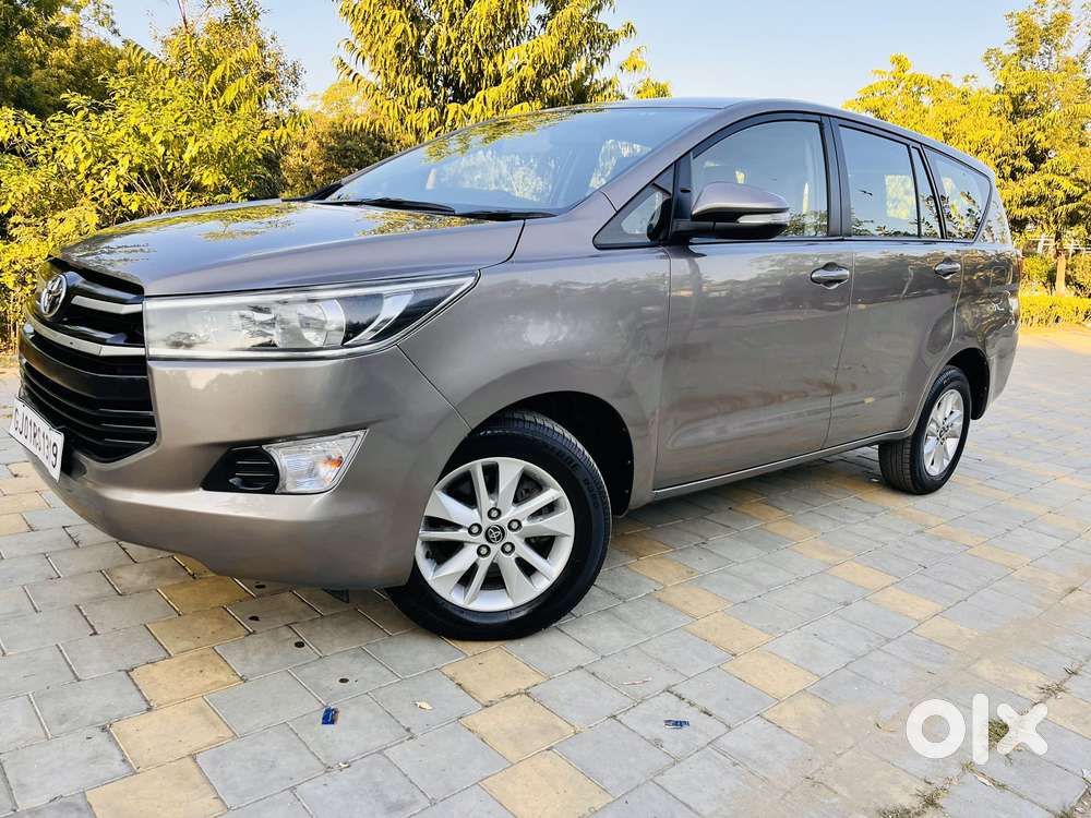 Toyota Innova Crysta 2.4 Gx Mt, 2016, Diesel