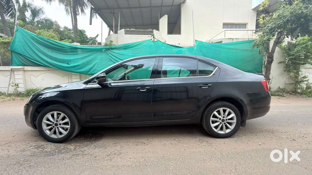 Skoda Octavia 2.0 Elegance Tdi Cr At, 2013, Diesel