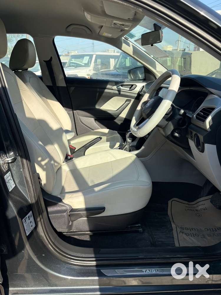 Volkswagen Taigun 1.0 Tsi Highline At, 2022, Petrol