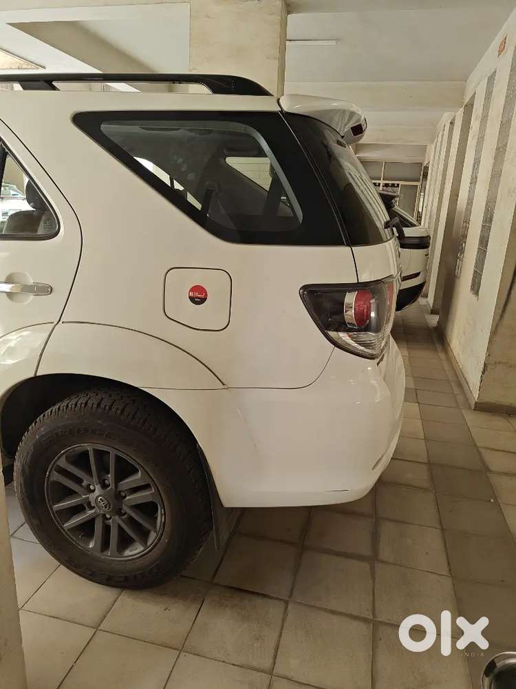 Toyota Fortuner 4*4 At 2015 Diesel Well Maintained With Company Record