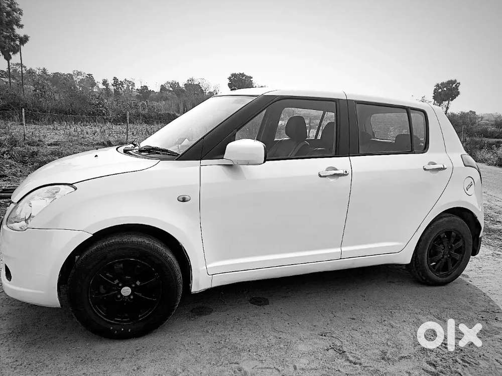 Swift Zxi Top Model