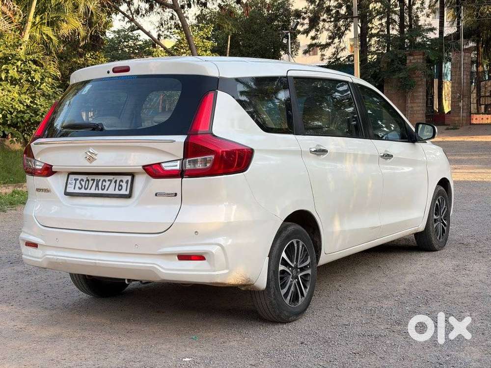 Maruti Suzuki Ertiga Zxi Shvs, 2024, Petrol
