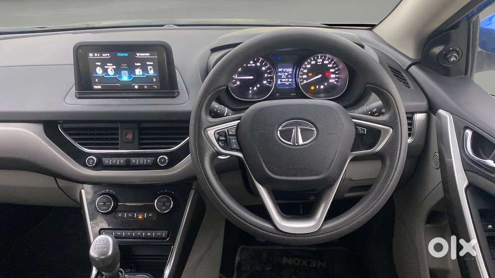 Tata Nexon 1.2 Revotron Xz Plus, 2017, Petrol