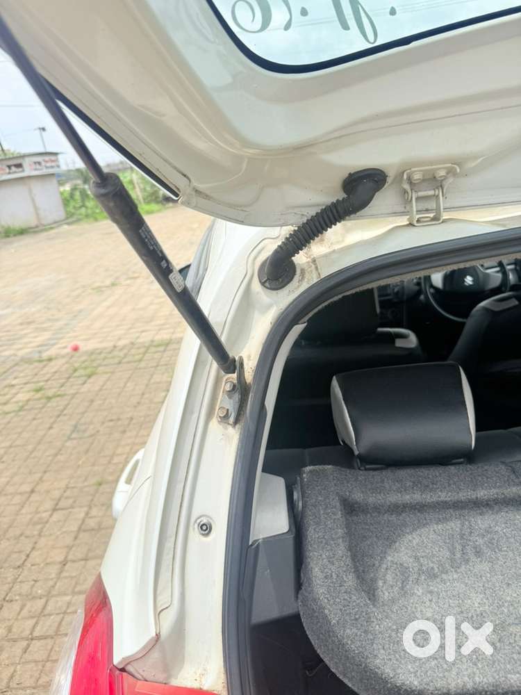Maruti Suzuki Swift 2015 Diesel 73000 Km Driven