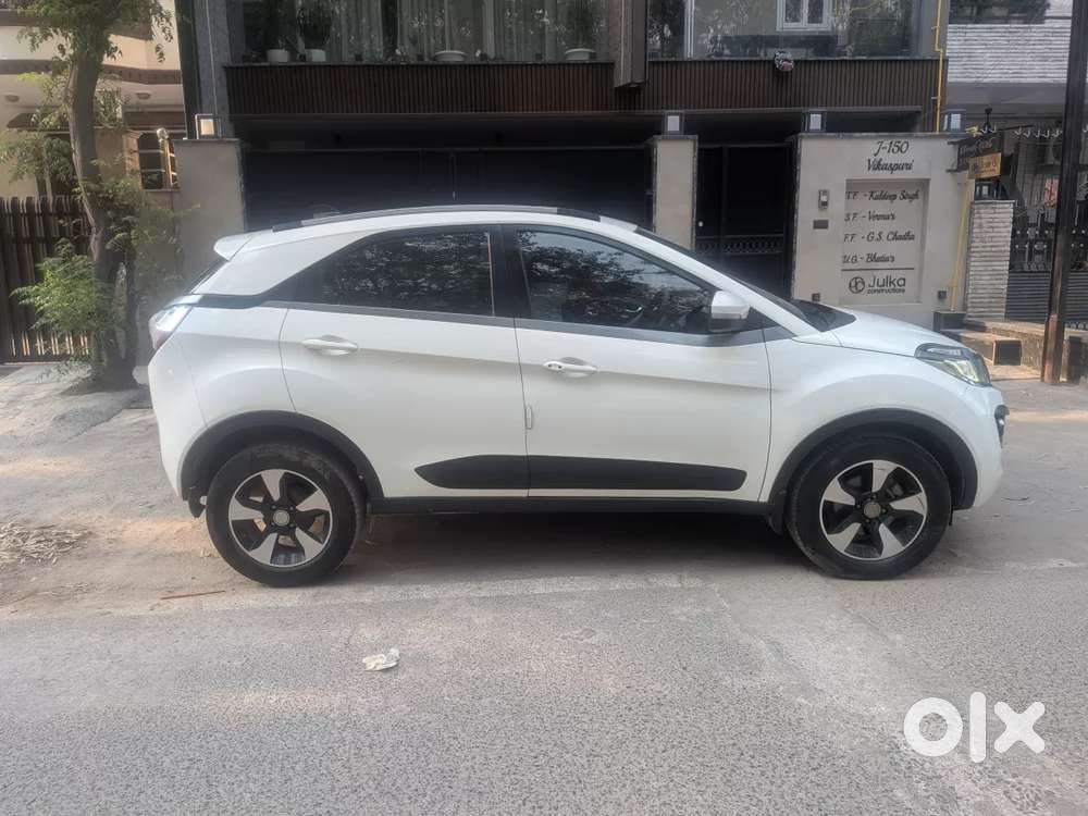 Tata Nexon 1.2 Revotron Xza Plus, 2019, Petrol
