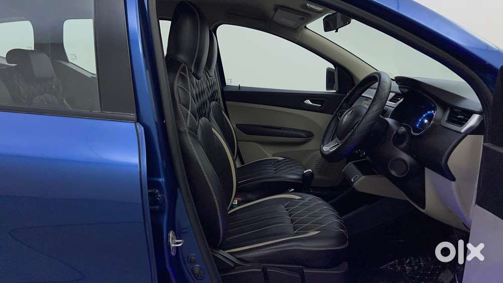 Renault Triber Rxz Easy-r Amt, 2023, Petrol