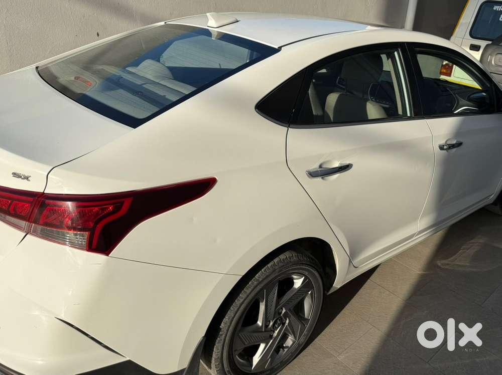 Hyundai Verna Petrol 2022